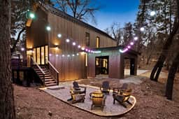 Scandinavian Designer Gem: Hot Tub ~ Fire Pit ~ EV - Image 2